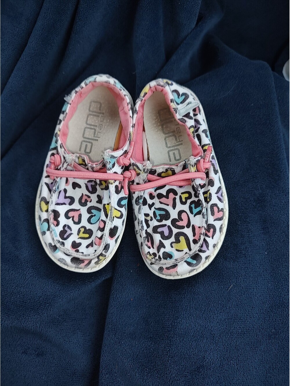 Hey Dude Toddler Shoes with Colorful Heart Pattern Size K7